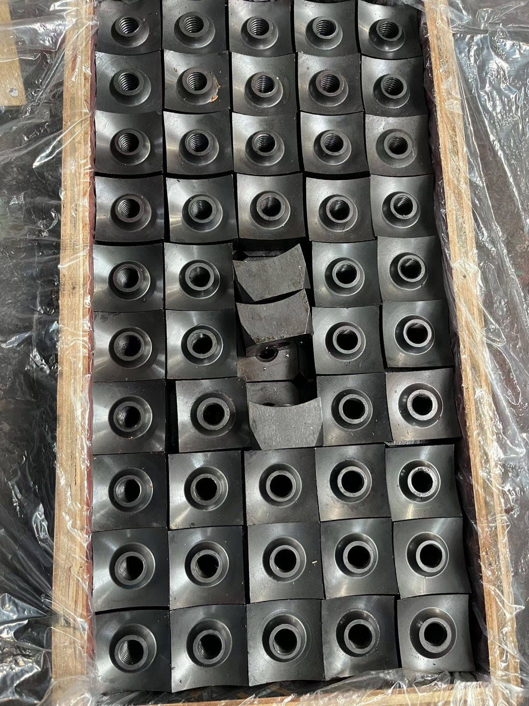 single-shaft-shredder-blades-in-wooden-box-04 лезвия-измельчителя с одним валом в деревянном ящике-04 ножи-измельчителя