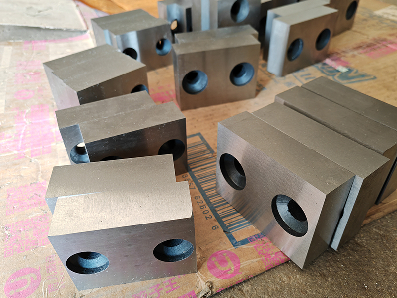 Усиленные ножи для рубки арматуры после вакуумной закалки