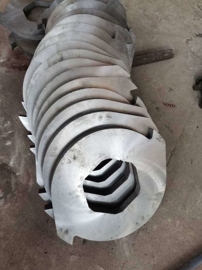 Пластиковая лопатка из измельчения двойного шреддера.