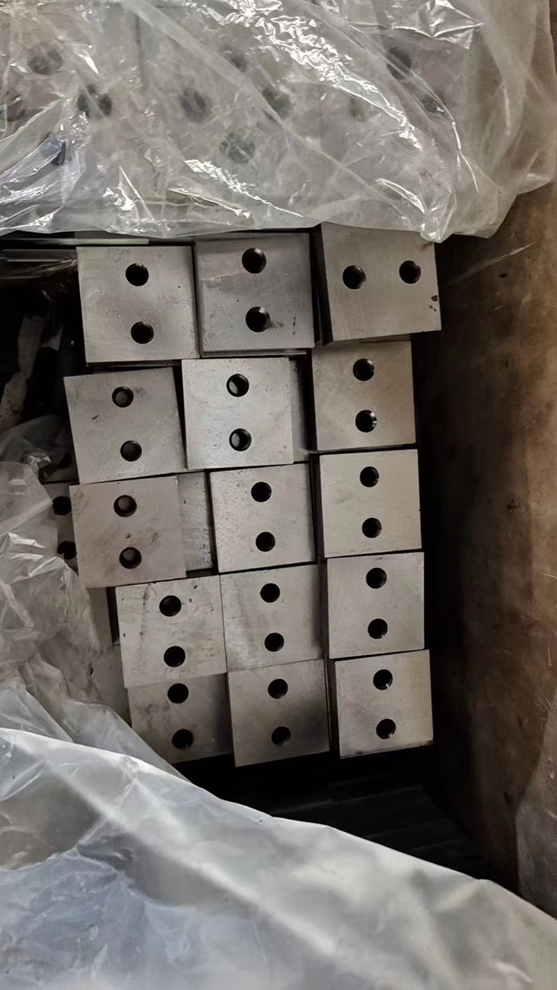 Rebar shear blades