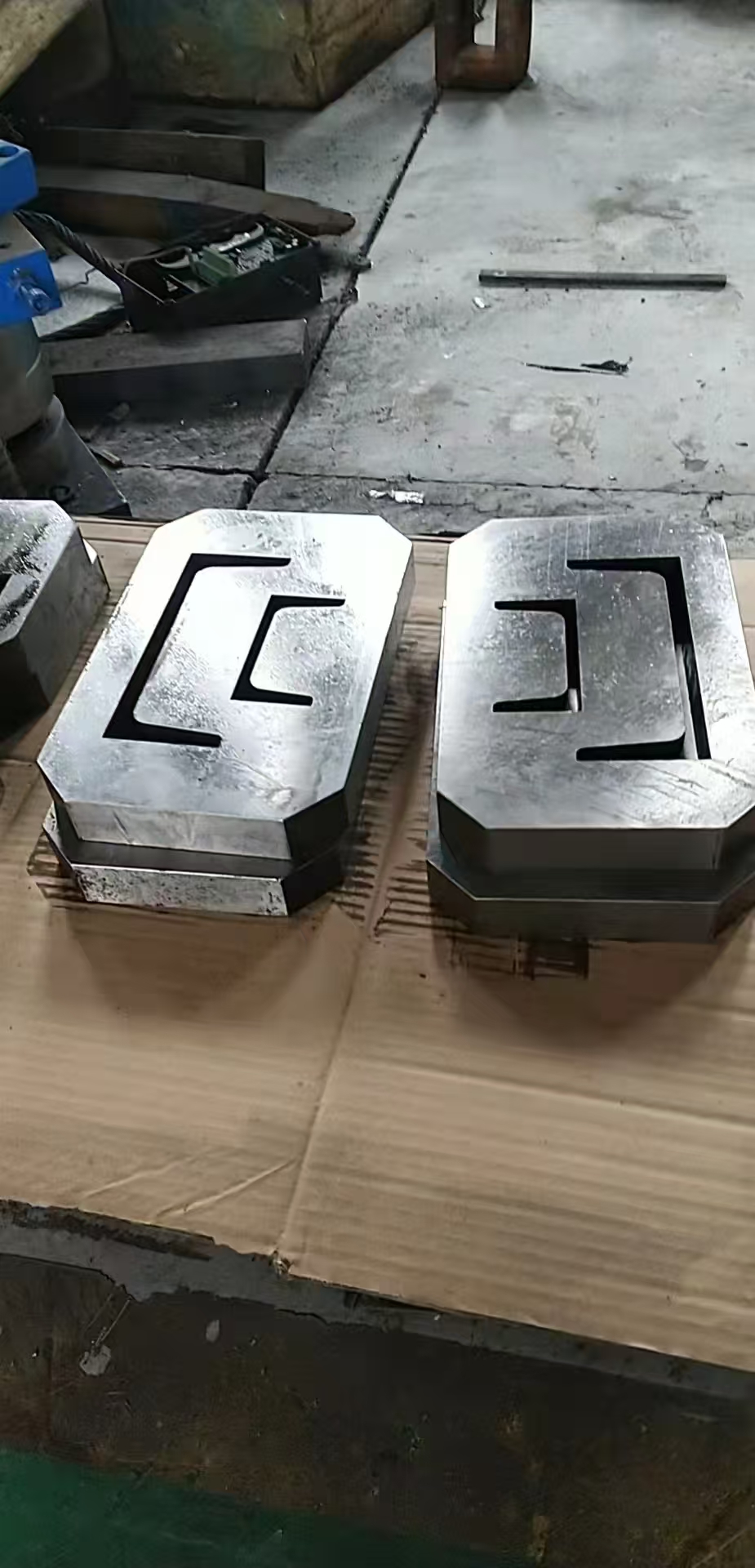 Инструменты для слесаря ​​12.2 