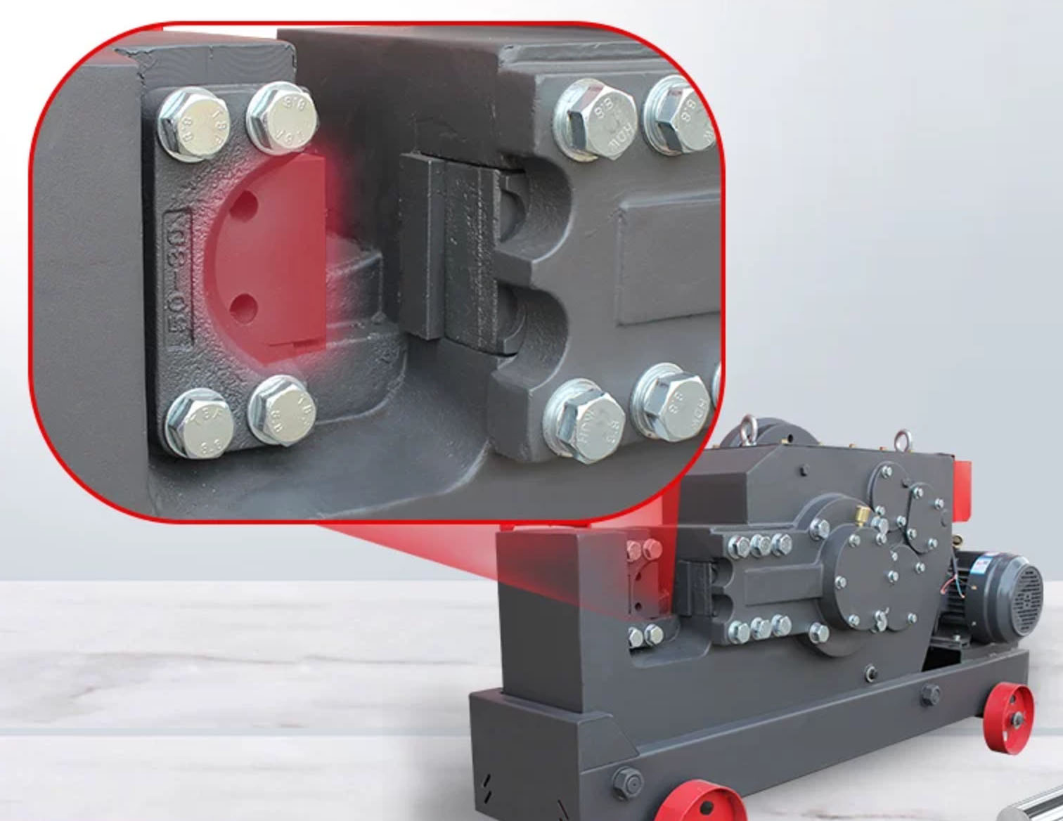 Зона установки лезвия станка для резки арматуры серии GQ