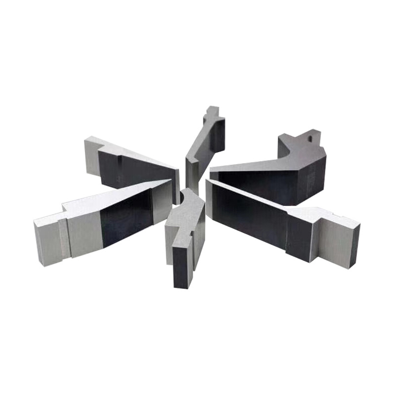 Нажмите на тормозной верхний кубик