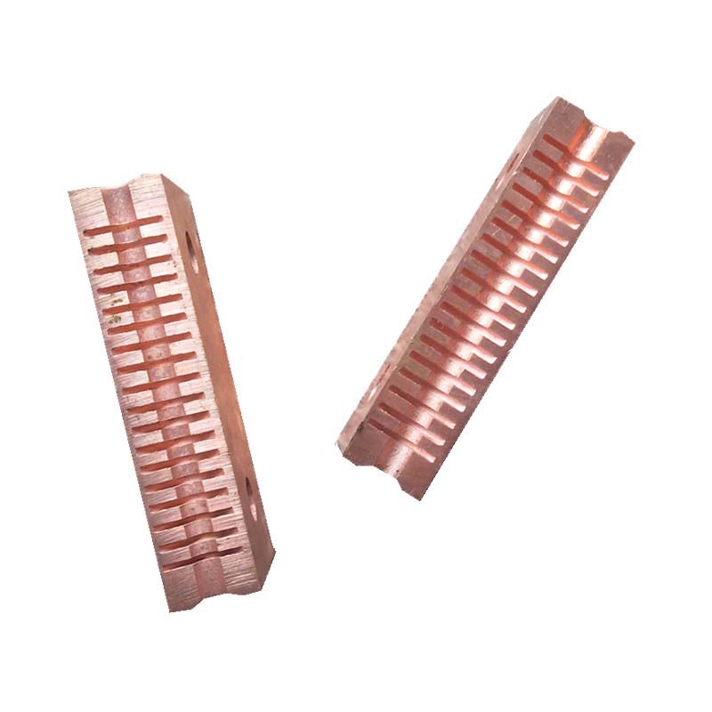 Зажимы для высадки арматуры свайного фундамента предварительного напряжения