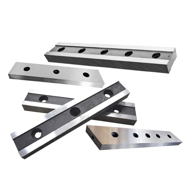 Металлические ножницы