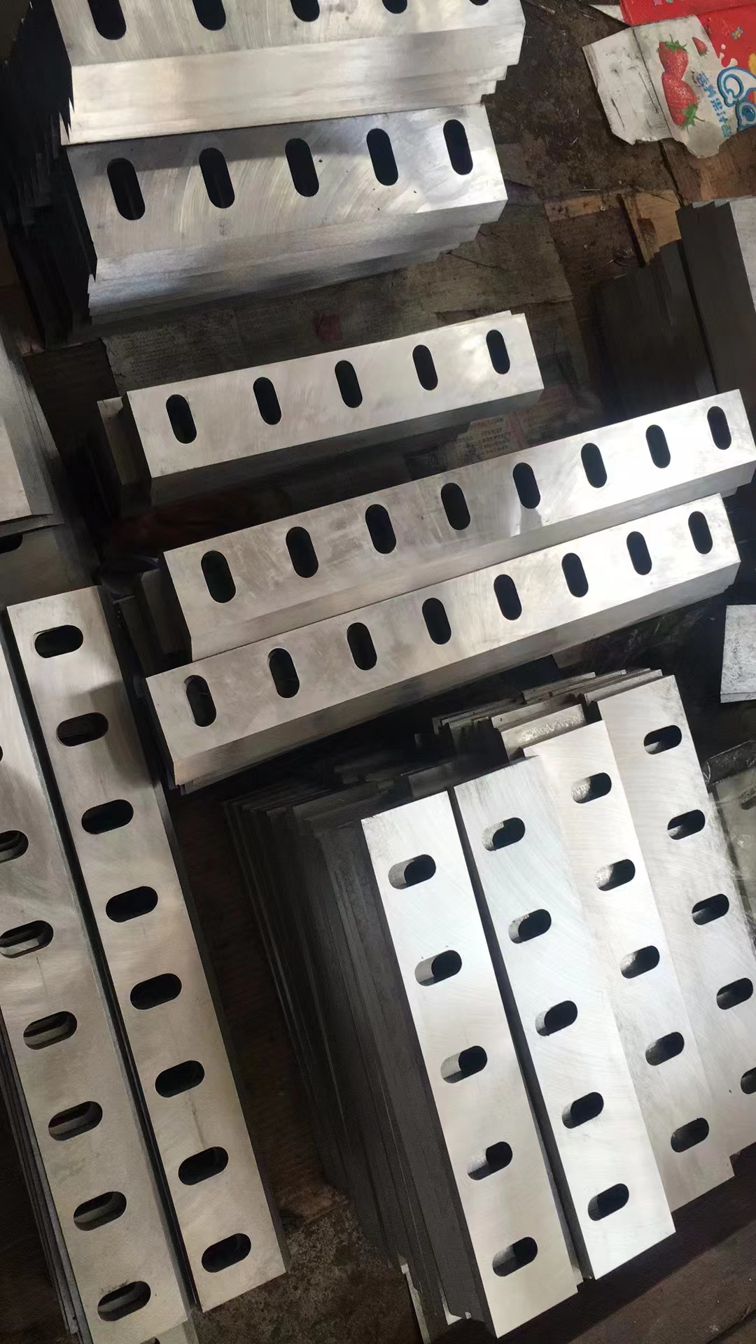 лезвия-дробилки-пластика-различных-размеров-производителя-05