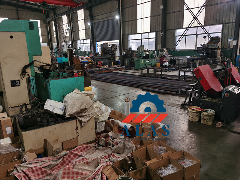 Alas Factory Equipment - Reliable Tooling Production Capacity Тяжелое металлообрабатывающее оборудование и инструментальное оборудование на производственном комплексе «Алас»